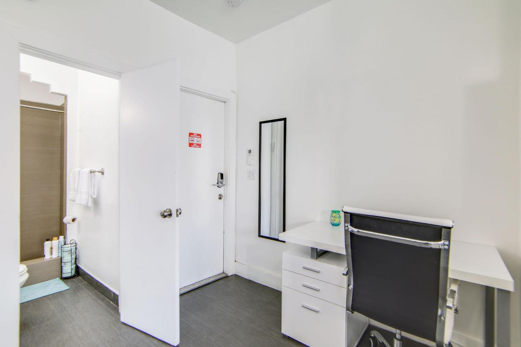 Chic Large Studio Apt Near Ocean Drive South Beach 迈阿密海滩 外观 照片
