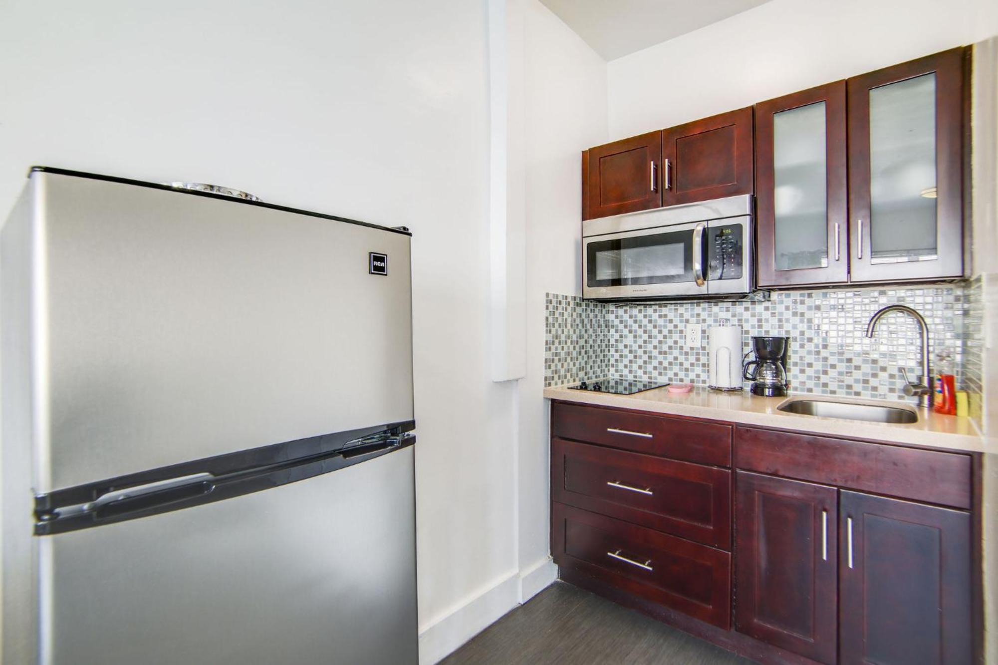 Chic Large Studio Apt Near Ocean Drive South Beach 迈阿密海滩 外观 照片